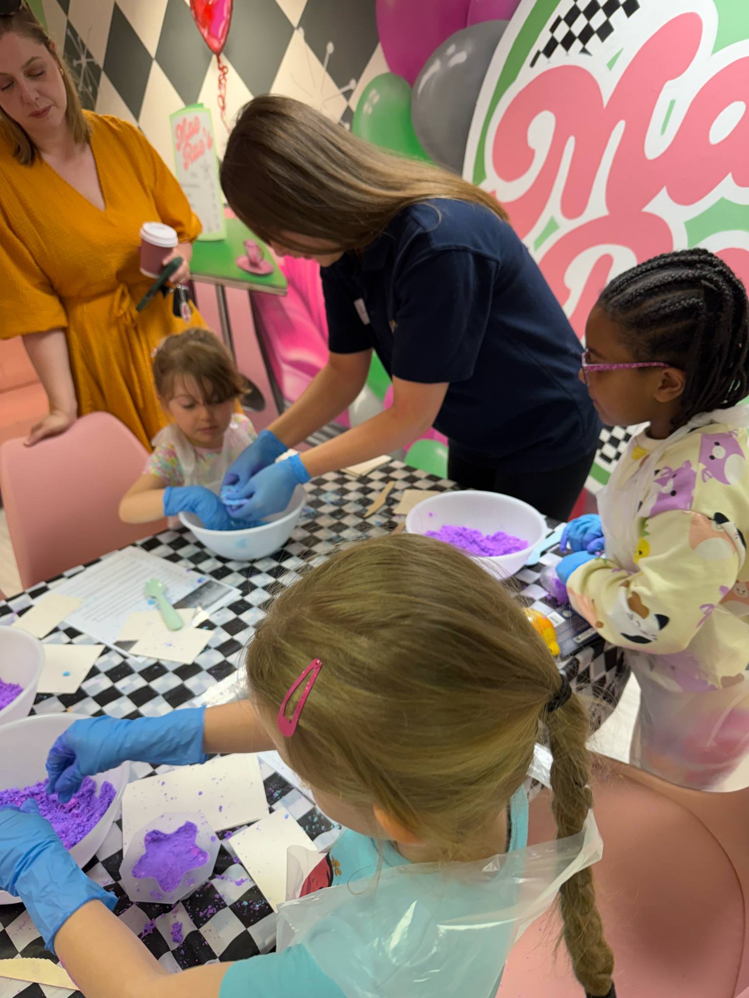 Make Your Own Bathbombs Workshop